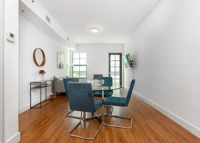 Downtown Miami 2 Bedrooms Apartment